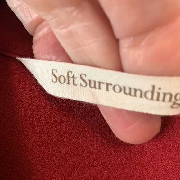 Soft Surroundings longer length blouse, size S - Picture 2 of 5